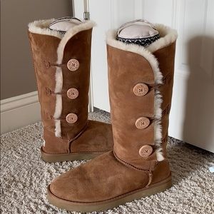 Tall UGG Bots